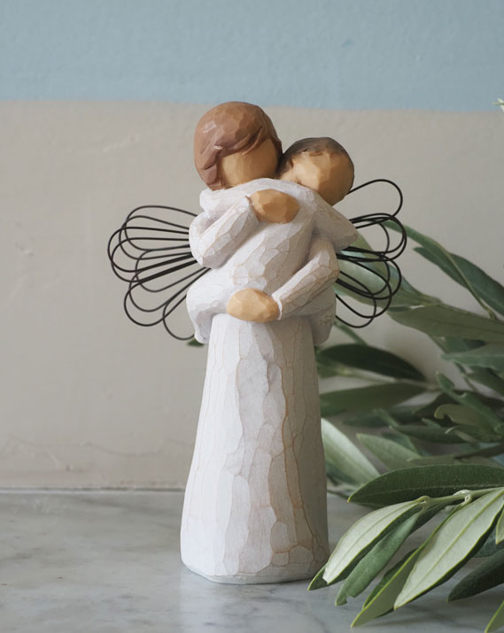 figurine petite ange fille pour communion ou baptême